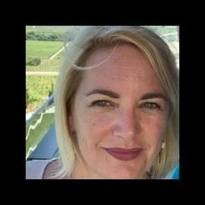 Meet your Posher, Anne-marie